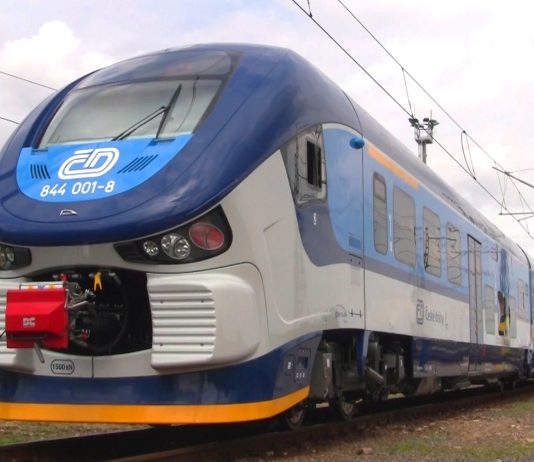 Kvůli krádeži kabelů stály vlaky na koridoru na Přerovsku, tři zadržení