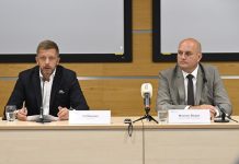 Rakušan chce jednat s MF o hrozbě chybějících 4 mld. Kč pro kraje na silnice