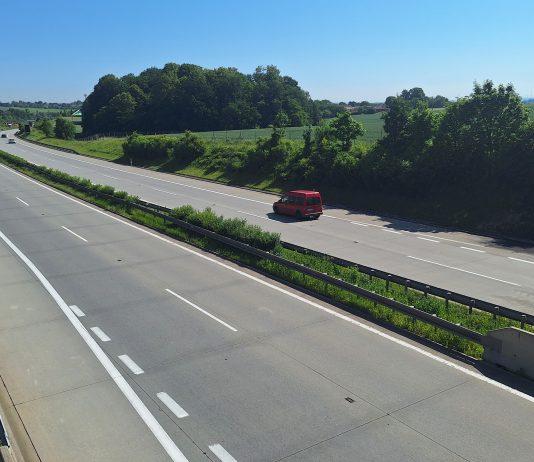 Dálnice D1 kolem Přerova úspěšně prošla měřením hluku, u Dluhonic přesto dojde k úpravě estakády