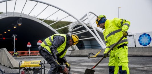 K novelám o platnosti posudku EIA pro okruh v Praze bude vláda asi neutrální