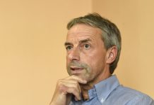 O místo ředitele pražského dopravního podniku se uchází Pavel Bém