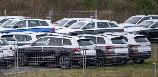 Výroba aut za tři čtvrtletí klesla o 0,7% na 1,089 milionu osobních vozů