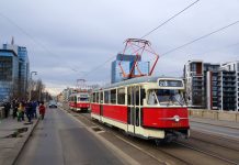 Místo tramvají budou na Libeňském mostě dočasně jezdit autobusy