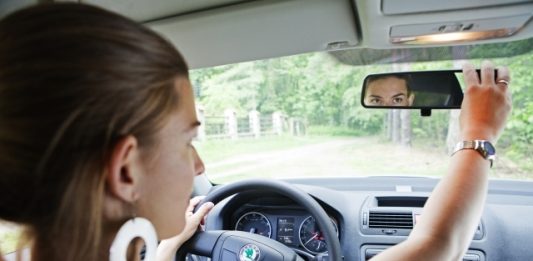 Od včerejška musí mít dodávky v mezinárodní dopravě tachograf