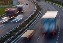 Desítky kilometrů nově otevřených dálnic se spolu s inflací automaticky promítnou do ceny dálničního poplatku pro příští rok