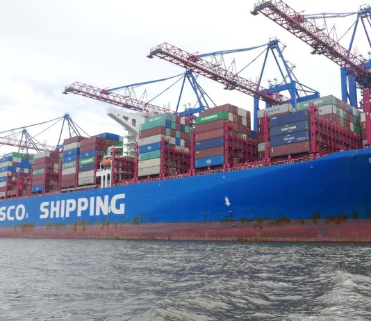 Mezinárodní námořní organizace o rok odložila návrh na snížení emisí