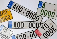 O změnu v registru silničních vozidel za rok on-line požádalo zhruba 30.000 lidí