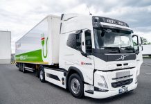 .Jak DB Schenker podporuje přechod společnosti Mercedes na SAF