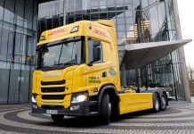 Okénko do světa: Scania a DHL představily hybridní tahač