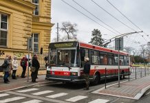 Nadšenci se v Brně loučili s trolejbusy Škoda 21Tr, symbolem modernizace MHD