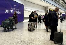 Letiště Heathrow je znovu otevřené a vrací se k plnému provozu
