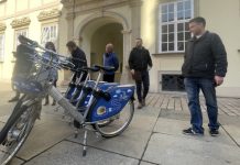 Na sdílených kolech mohou lidé v Brně od pondělí jezdit zdarma, zaplatí je město