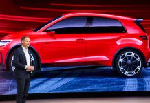 Škoda Auto loni zvýšila provozní zisk o 30 %, VW se o 15 % propadl