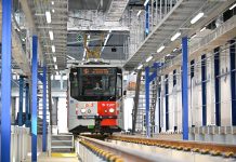 Praha má po 74 letech novou vozovnu, do Hloubětína se ode dneška vrací tramvaje