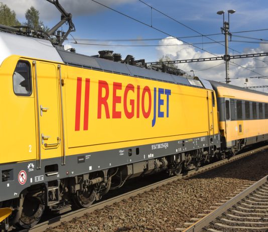 Tržby RegioJetu loni stouply na 3,36 miliardy Kč, zisk klesl na 265,5 milionu Kč