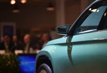 Ministr dopravy Martin Kupka: Evropským automobilkám se uleví, boj o zachování jejich konkurenceschopnosti nekončí