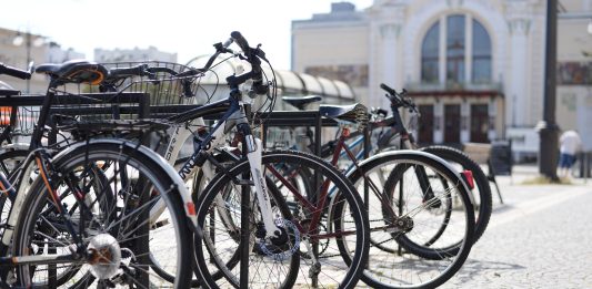 Jičín chce pokračovat v dotovaných sdílených kolech, vypsalo soutěž