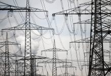 Analytici: ČR v energiích doplácí na slabší ekonomiku a vyšší regulovanou složku