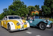 Letošní závod 1000 mil československých vyhrála posádka BMW 326