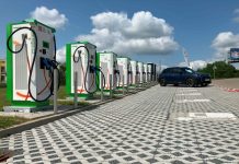 ČEZ ještě letos vybuduje síť s 1000 dobíjecími stanicemi