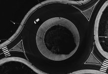 V Sokolově začala přestavba křižovatky na kruhový objezd, doprovází ji objížďky