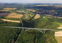 ŘSD staví nejvyšší silniční most v ČR na obchvatu Plas na Plzeňsku za 571 mil.