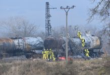 Vlaky opět jezdí přes Hustopeče n. B., kde v únoru hořely cisterny s benzenem