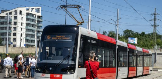 Praha objedná dalších 25 tramvají Škoda 52T, příští rok jich dorazí 51