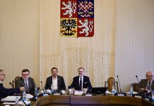 Vláda schválila půjčku 65 mld. Kč od EIB na dopravní infrastrukturu