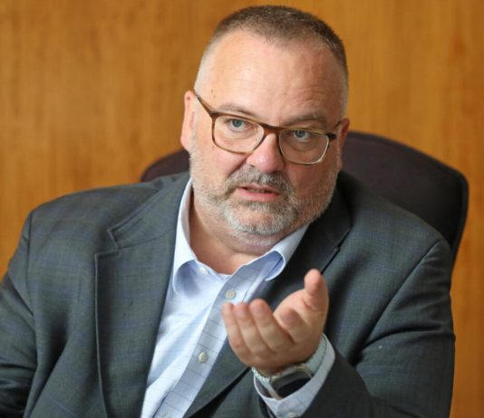 Ministr Bednárik chce otevřít v EU debatu o záchraně nákladní železniční dopravy