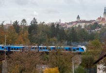 Kvůli opravě železničního mostu v Táboře začala výluka na trati do Bechyně
