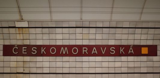 Metro Hradčanská se uzavře až příští rok, Českomoravská otevře letos 20. března