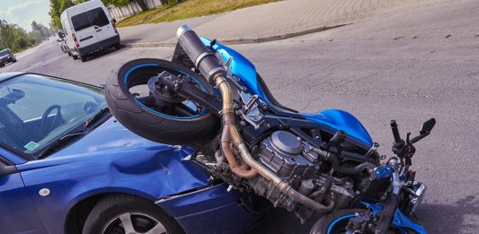 Počet smrtelných nehod motorkářů vzrostl. V prvním pololetí přišlo na českých silnicích o život 31