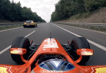 Policie řeší případ formule, která včera jela po D4, řidič podává vysvětlení