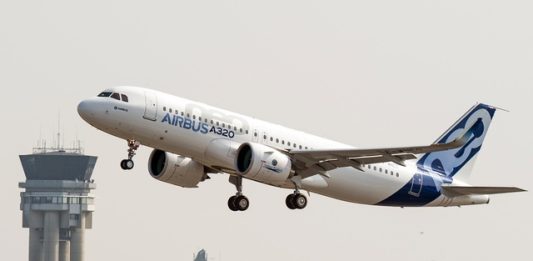 Provoz dopravních letadel Airbus A320 se po výměně softwaru vrací do normálu