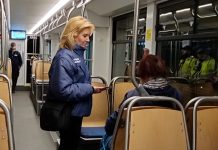 Noční bezpečnostní akce v ostravské MHD. Každý devátý cestující vyloučen z přepravy