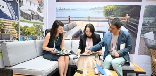 Čínsky nový rok 2026: Jak předejít zpožděním ve výrobě a dopravě