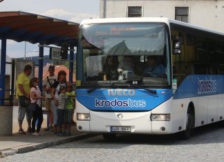 Zlínský kraj zdraží od poloviny prosince jízdné ve veřejné dopravě