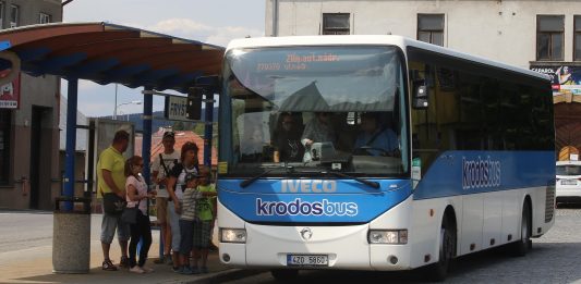 Zlínský kraj zdraží od poloviny prosince jízdné ve veřejné dopravě