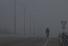 Až 70 procent mladých lidí vnímá vztah cyklistů a řidičů jako nepřátelský