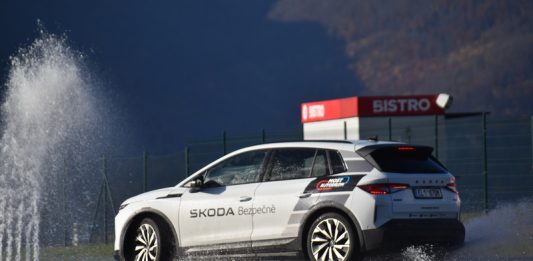 V Mostě budou pořádat speciální kurzy pro řidiče elektromobilů