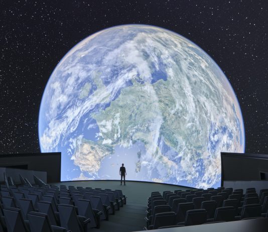 Česko slaví 17 let v Evropské kosmické agentuře. Planetárium Praha při této příležitosti otevírá unikátní expozici ESA: Země z vesmíru 12. listopadu 2025