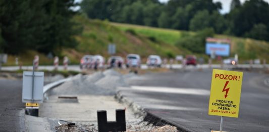 Experti: Vznikající vláda chystá velké investice do dopravy, financování nejasné