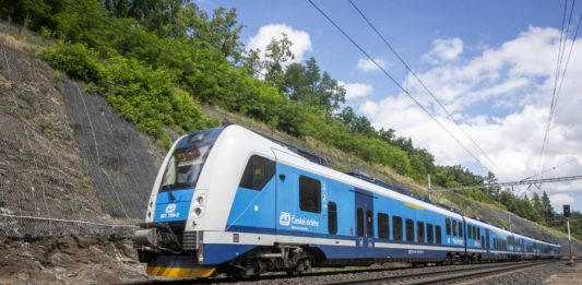 ČD vybavily pendolina a InterPantery 5G opakovači mobilního signálu