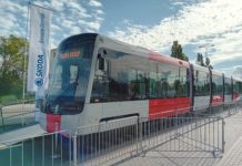 Ekonomická diplomacie v roce 2025 výrazně podpořila obchodní expanzi českého železničního průmyslu na mezinárodních trzích. Výsledkem jsou kontrakty v řádech miliard korun