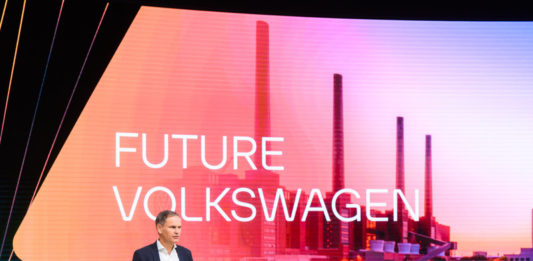 Volkswagen snižuje investice, do r. 2030 investuje 160 miliard eur, uvedl šéf