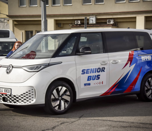 Dopravní podnik města Brna pořídil dva nové elektrovozy pro službu Seniorbus