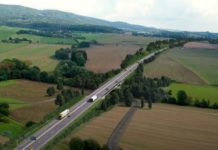 HN: Hladík zrušil stanovisko MŽP k ekologickému posudku silnice přes Český ráj