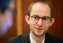 Praha letos zadá studii k prověření okružní trasy metra či tramvají