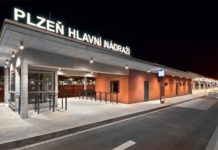Plzeň se SŽ postaví nad vlakovým nádražím parkovací dům s autobusovým terminálem
